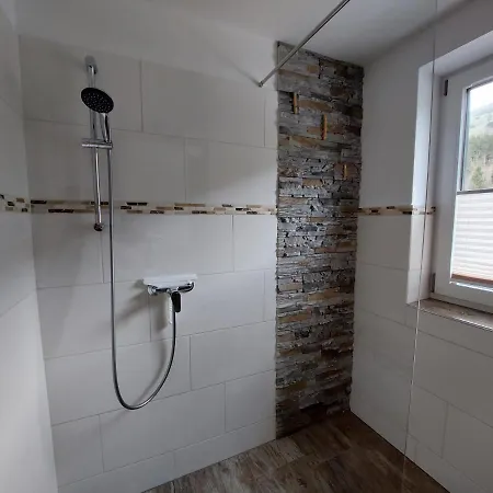 Almsuite Fritz וואלד אים פינצגאו